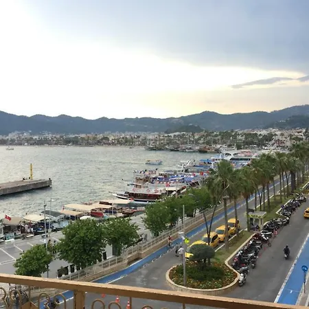 فندق View مرمريس