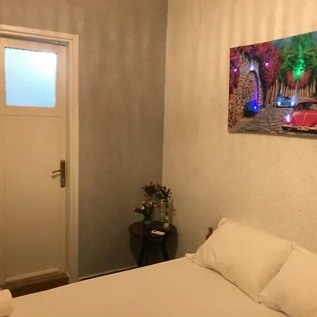 Hotell View *
